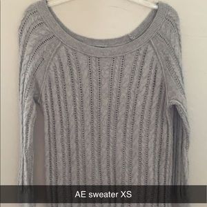American Eagle sweater